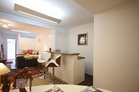 Sala de kitnet/studio para alugar com 1 quarto, 42m² em Paineiras do Morumbi, São Paulo