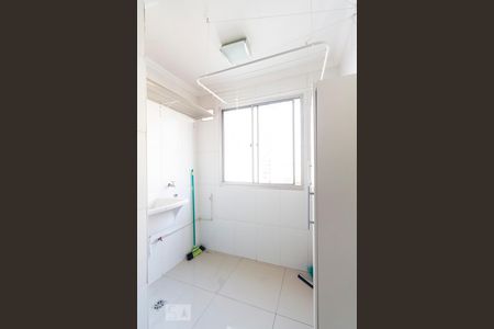 Apartamento à venda com 65m², 2 quartos e 1 vagaÁrea de Serviço