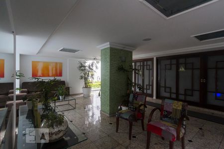 Apartamento à venda com 65m², 2 quartos e 1 vagaHall social