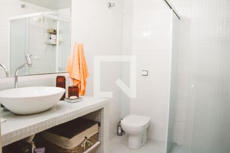 Casa à venda com 173m², 2 quartos e 1 vagaBanheiro