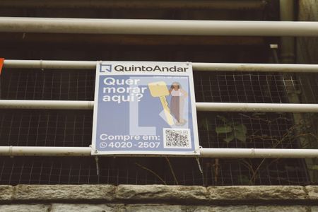 Casa à venda com 173m², 2 quartos e 1 vagaplaca