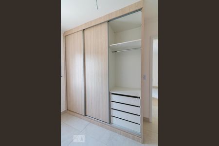 Apartamento para alugar com 51m², 2 quartos e 1 vagaQuarto 2 - armário