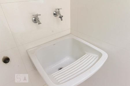 Casa para alugar com 70m², 2 quartos e sem vaga Casa para alugar com 70m², 2 quartos e sem vagaÁrea de serviço