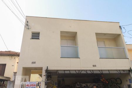 Casa para alugar com 70m², 2 quartos e sem vaga Casa para alugar com 70m², 2 quartos e sem vagaFachada