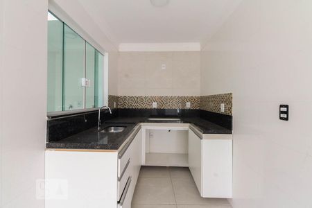 Casa para alugar com 70m², 2 quartos e sem vaga Casa para alugar com 70m², 2 quartos e sem vagaCozinha