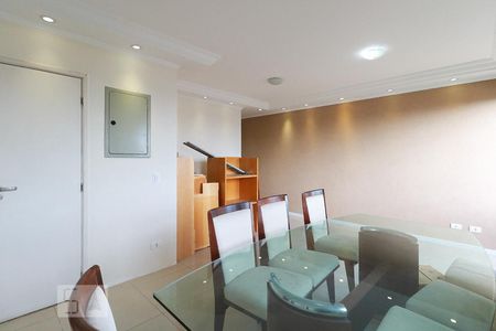Sala de apartamento para alugar com 2 quartos, 67m² em Jaguaribe, Osasco