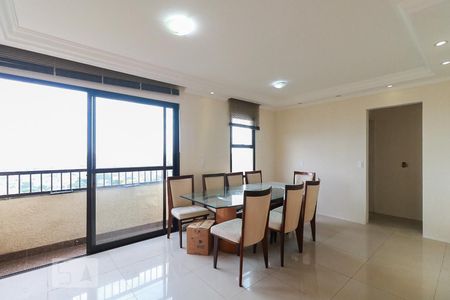 Sala de apartamento para alugar com 2 quartos, 67m² em Jaguaribe, Osasco