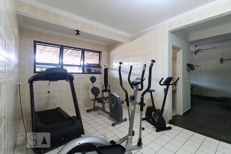 Apartamento à venda com 67m², 2 quartos e 2 vagas Apartamento à venda com 67m², 2 quartos e 2 vagasÁrea comum - Academia