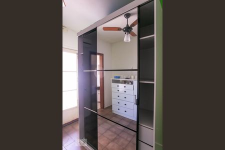 Casa à venda com 111m², 4 quartos e 1 vagaDetalhe