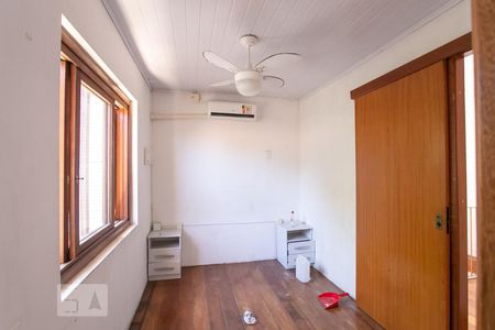 Casa à venda com 111m², 4 quartos e 1 vagaSuíte 1