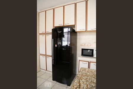 Casa à venda com 416m², 4 quartos e 6 vagasCozinha