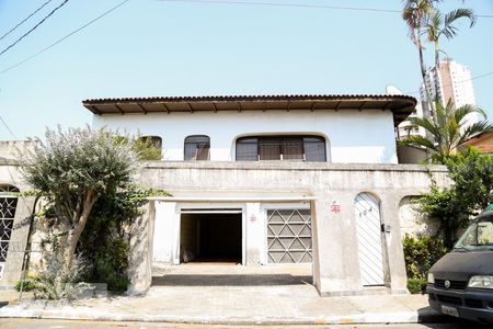 Casa à venda com 416m², 4 quartos e 6 vagasFachada