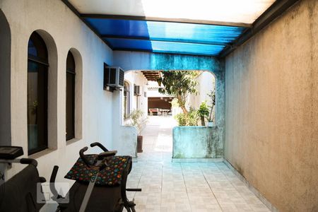 Casa à venda com 416m², 4 quartos e 6 vagasQuintal