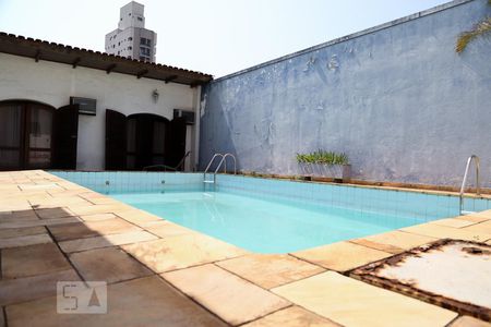 Casa à venda com 416m², 4 quartos e 6 vagasPiscina