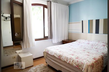 Casa à venda com 416m², 4 quartos e 6 vagasQuarto 1