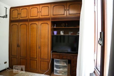 Casa à venda com 416m², 4 quartos e 6 vagasQuarto 1