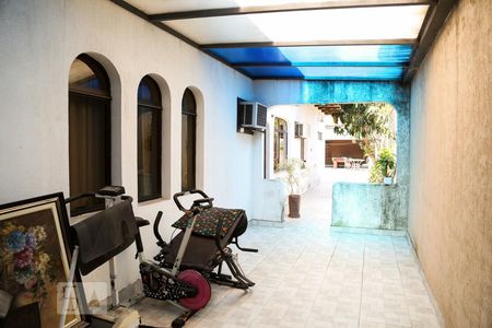 Casa à venda com 416m², 4 quartos e 6 vagasQuintal