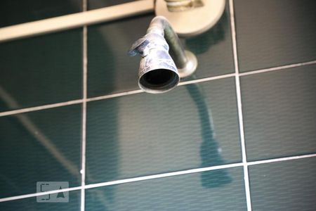 Casa à venda com 416m², 4 quartos e 6 vagasBanheiro 1