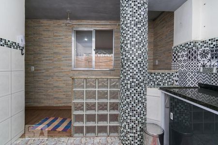 Apartamento à venda com 75m², 2 quartos e sem vagaCozinha