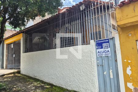 Casa para alugar com 65m², 2 quartos e sem vagaFachada