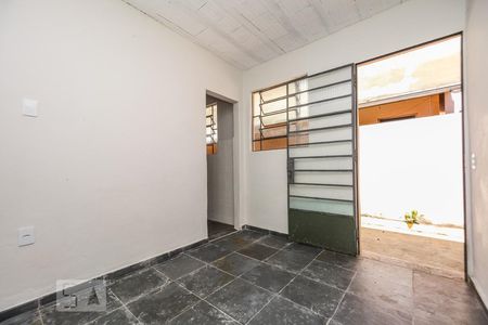 Sala de casa para alugar com 2 quartos, 65m² em Santa Tereza, Belo Horizonte