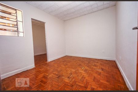 Quarto 1 de casa para alugar com 2 quartos, 65m² em Santa Tereza, Belo Horizonte