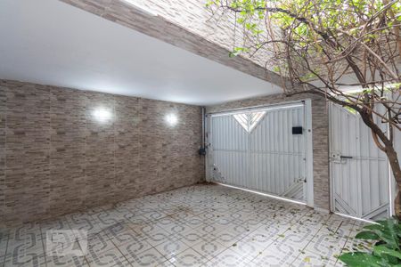 Garagem de casa para alugar com 3 quartos, 140m² em Parque Jabaquara, São Paulo