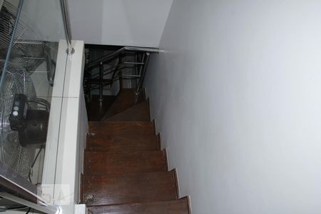 Apartamento à venda com 182m², 3 quartos e 2 vagasEscadaria