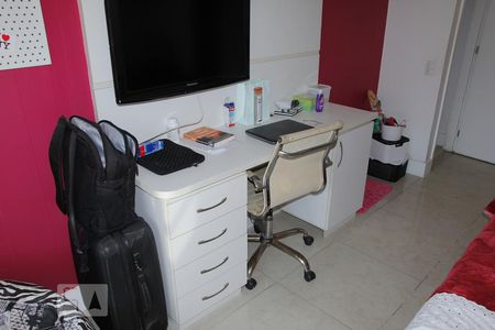 Apartamento à venda com 182m², 3 quartos e 2 vagasQuarto 2