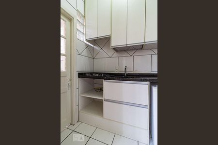 Cozinha de kitnet/studio à venda com 1 quarto, 29m² em Auxiliadora, Porto Alegre