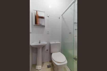 Studio para alugar com 30m², 1 quarto e sem vaga Studio para alugar com 30m², 1 quarto e sem vagaBanheiro