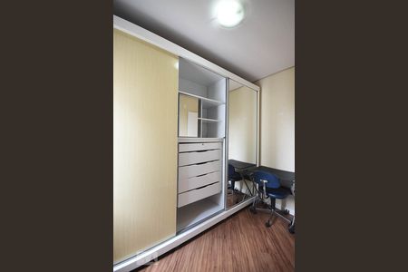 Apartamento à venda com 68m², 3 quartos e 1 vagaArmário do Quarto 1