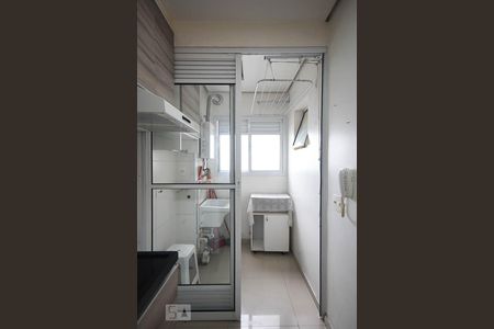 Apartamento à venda com 68m², 3 quartos e 1 vagaÁrea de Serviço
