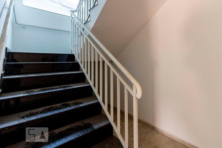 Studio à venda com 33m², 2 quartos e sem vagaEscada de Acesso