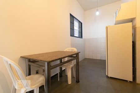 Cozinha de kitnet/studio para alugar com 1 quarto, 36m² em Cidade Universitária, Campinas