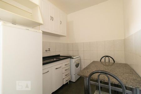 Cozinha de kitnet/studio para alugar com 1 quarto, 38m² em Cidade Universitária, Campinas