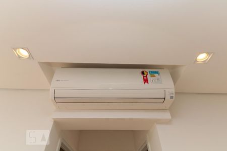 Sala de apartamento à venda com 2 quartos, 57m² em Pinheiros, São Paulo