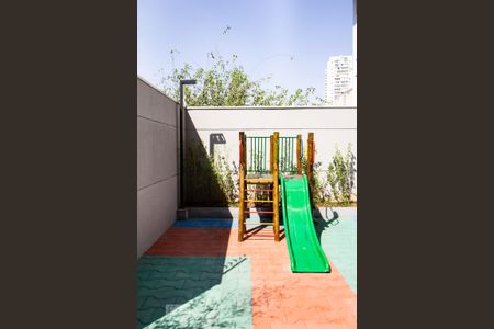 Studio à venda com 32m², 1 quarto e 1 vaga Studio à venda com 32m², 1 quarto e 1 vagaPlay