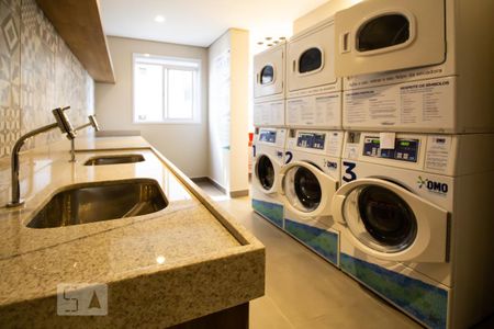 Studio à venda com 32m², 1 quarto e 1 vaga Studio à venda com 32m², 1 quarto e 1 vagaLavanderia