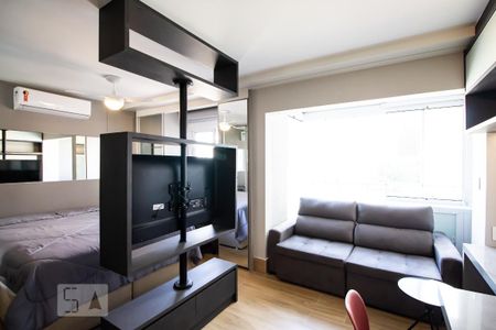 Studio à venda com 32m², 1 quarto e 1 vaga Studio à venda com 32m², 1 quarto e 1 vagaStudio