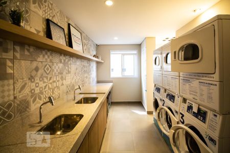 Studio à venda com 32m², 1 quarto e 1 vaga Studio à venda com 32m², 1 quarto e 1 vagaLavanderia