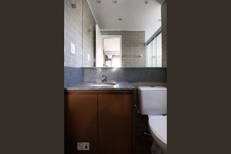 Studio à venda com 32m², 1 quarto e 1 vaga Studio à venda com 32m², 1 quarto e 1 vagaStudio