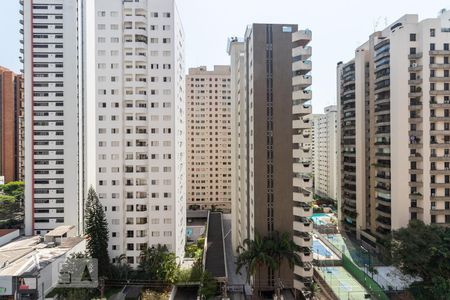 Vista do Quarto de apartamento à venda com 1 quarto, 40m² em Indianópolis, São Paulo