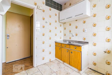 Cozinha de apartamento à venda com 1 quarto, 40m² em Menino Deus, Porto Alegre
