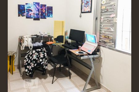 Casa à venda com 110m², 2 quartos e 2 vagasQuarto 2