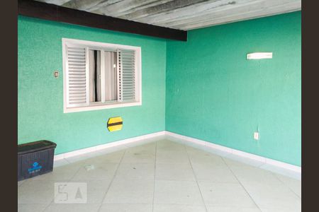 Casa à venda com 110m², 2 quartos e 2 vagasGaragem