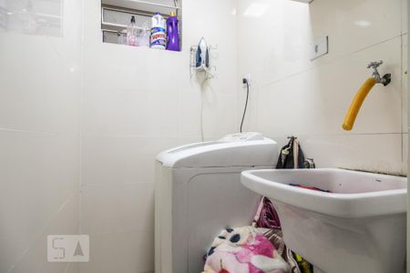 Casa para alugar com 80m², 2 quartos e 1 vaga Casa para alugar com 80m², 2 quartos e 1 vagaÁrea de Serviço