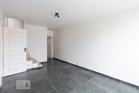 Sala de casa para alugar com 2 quartos, 138m² em Parque Jabaquara, São Paulo