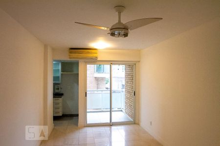 Sala de apartamento para alugar com 2 quartos, 84m² em Jardim Botânico, Rio de Janeiro