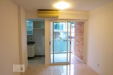 Sala de apartamento para alugar com 2 quartos, 84m² em Jardim Botânico, Rio de Janeiro
